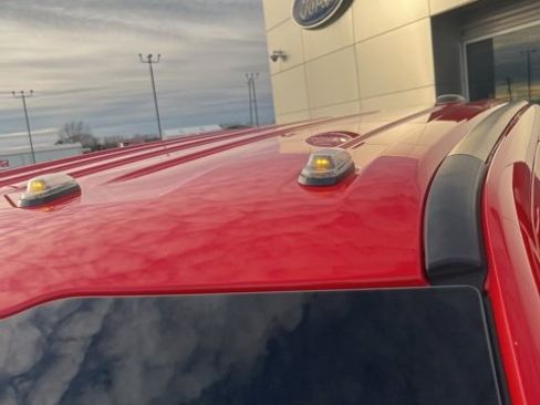 Used 2023 Ford F250 Lariat w/ Chrome Package image 12