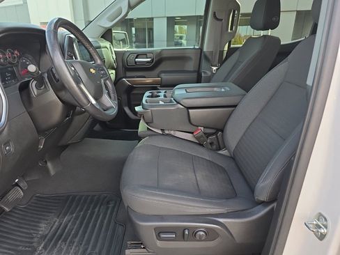 Used 2021 Chevrolet Silverado 1500 LT image 12