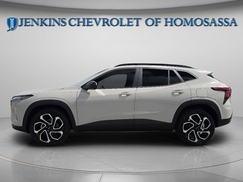 New 2026 Chevrolet Trax RS w/ Driver Confidence Package FWD image 8