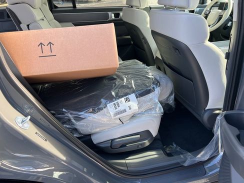 New 2026 Hyundai Santa Fe SE image 15