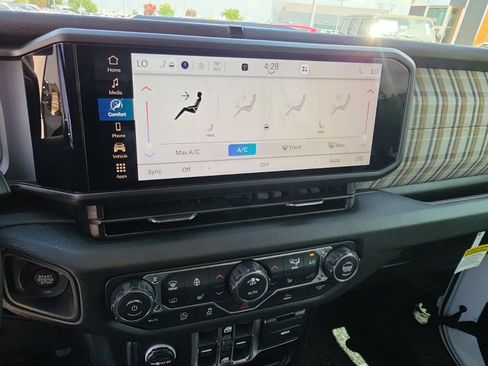 New 2026 Jeep Wrangler Unlimited Sport AWD/4WD image 21