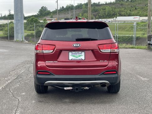 Used 2018 Kia Sorento EX AWD/4WD image 9