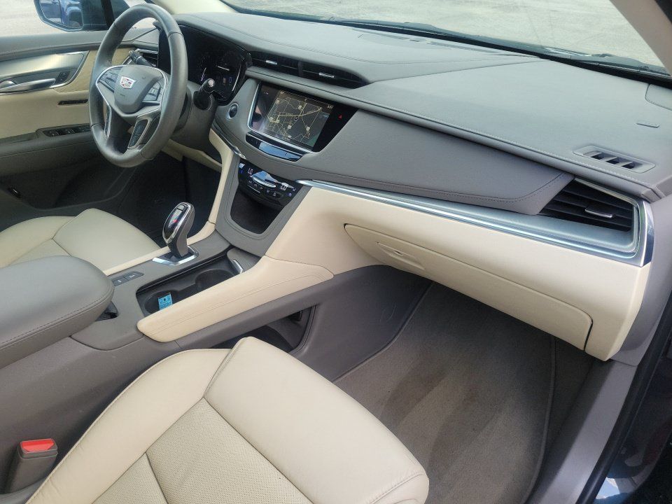 Used 2019 Cadillac XT5 Premium Luxury FWD image 28