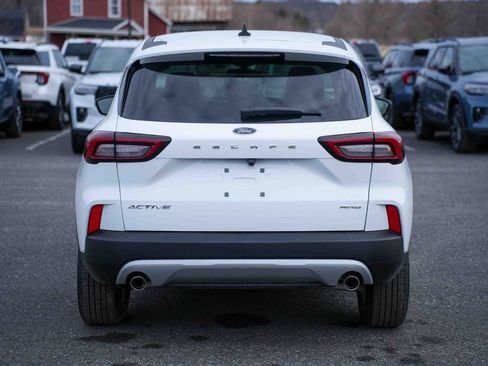 Used 2023 Ford Escape Active image 6