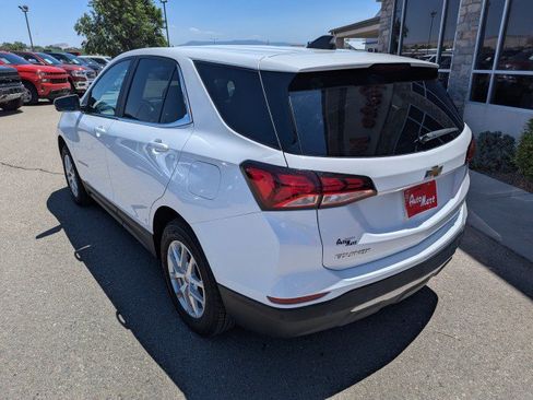 Used 2023 Chevrolet Equinox LT w/ Driver Convenience Package AWD/4WD image 3