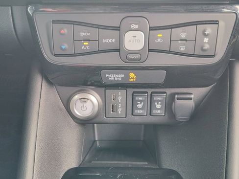 Used 2025 Nissan Leaf SV Plus FWD image 13