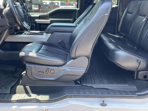 Certified 2022 Ford F450 Lariat w/ Lariat Value Package AWD/4WD image 6