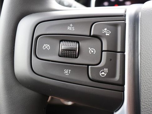 New 2026 GMC Sierra 3500 SLE w/ Preferred Package AWD/4WD image 19