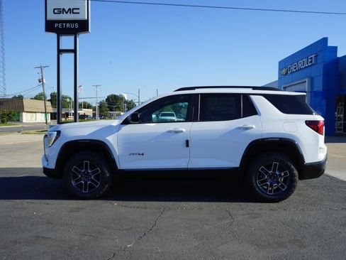 New 2026 GMC Terrain AT4 image 2