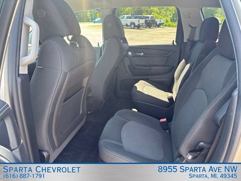 Used 2017 Chevrolet Traverse LT AWD/4WD image 26