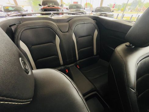 Used 2017 Chevrolet Camaro SS RWD image 37