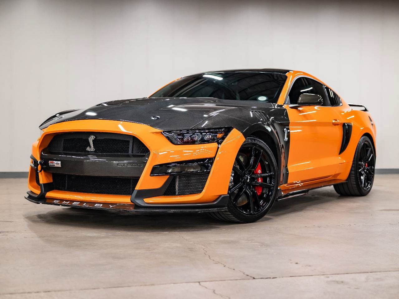 Used 2021 Ford Mustang Shelby GT500 w/ Technology Package RWD image 23