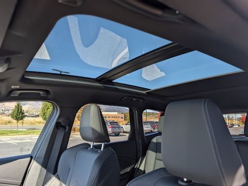 Certified 2025 BMW X1 xDrive28i w/ Technology Package image 15