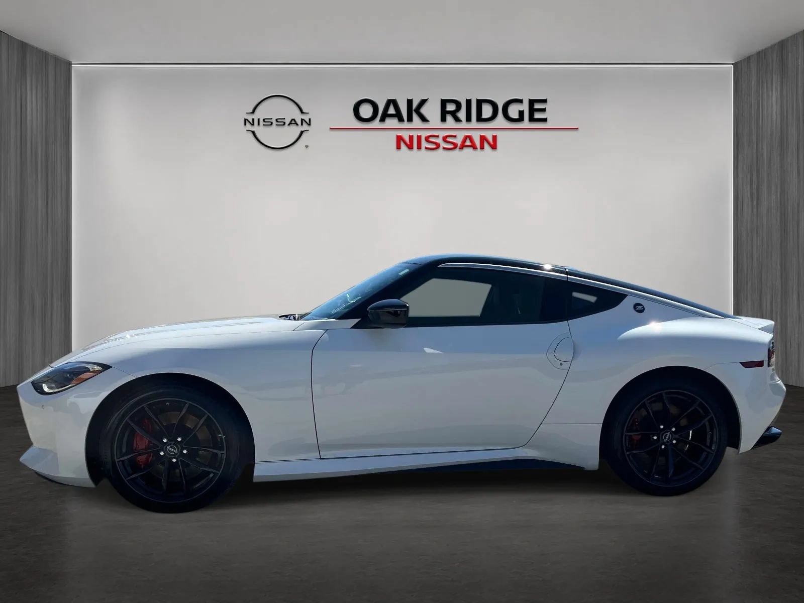 Used 2025 Nissan Z Performance w/ Floor Mat Package RWD image 6