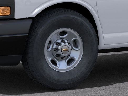 New 2024 Chevrolet Express 3500 Extended w/ Driver Convenience Package image 9
