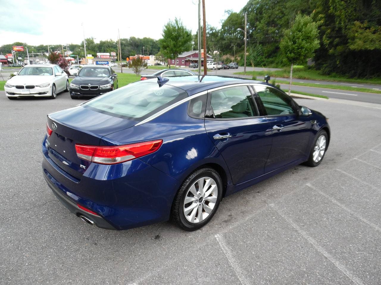 Used 2016 Kia Optima EX FWD image 6
