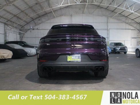 Used 2024 Porsche Cayenne S image 12