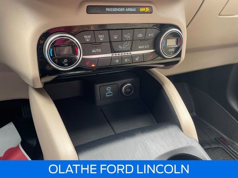 Certified 2021 Ford Escape SEL w/ Class II Trailer Tow Package image 15