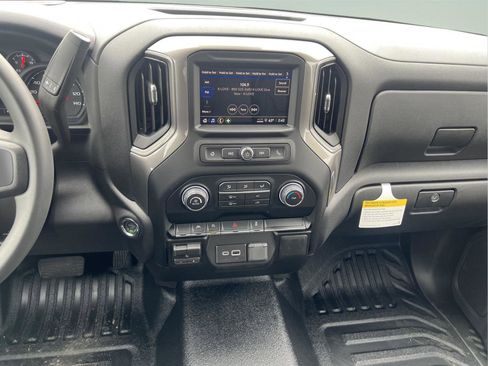 New 2026 Chevrolet Silverado 1500 W/T w/ WT Value Package AWD/4WD image 11