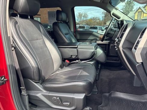 Used 2017 Ford F150 Lariat image 33