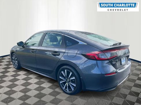 Used 2024 Honda Civic EX-L image 6