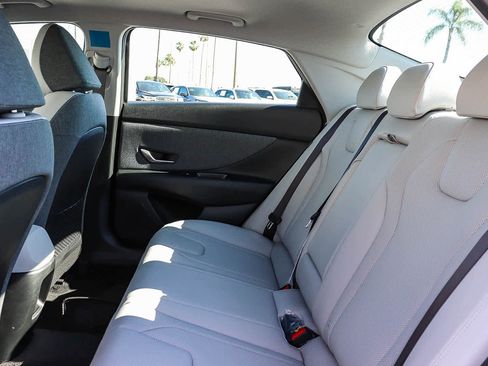 New 2026 Hyundai Elantra Limited image 24