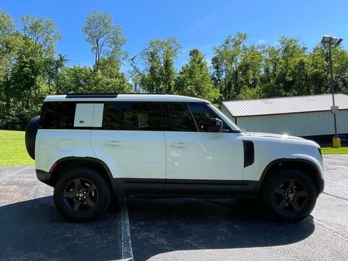 Used 2023 Land Rover Defender 110 S AWD/4WD image 2