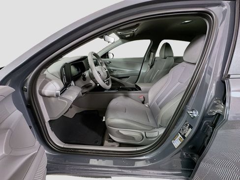 New 2026 Hyundai Elantra SE w/ Cargo Package FWD image 15