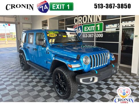 Used 2023 Jeep Wrangler Unlimited Sahara w/ Cold Weather Group AWD/4WD image 1