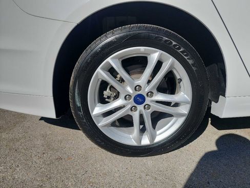 Used 2018 Ford Fusion S image 11