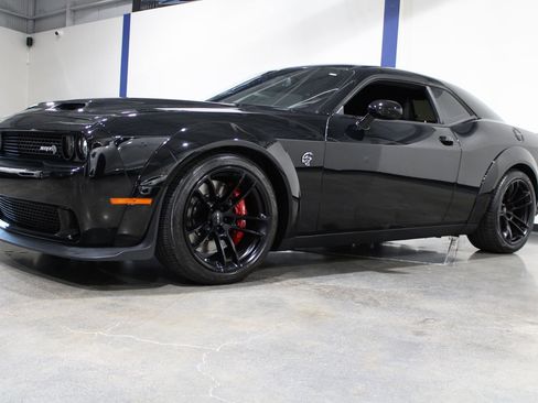 Used 2021 Dodge Challenger SRT Hellcat image 7