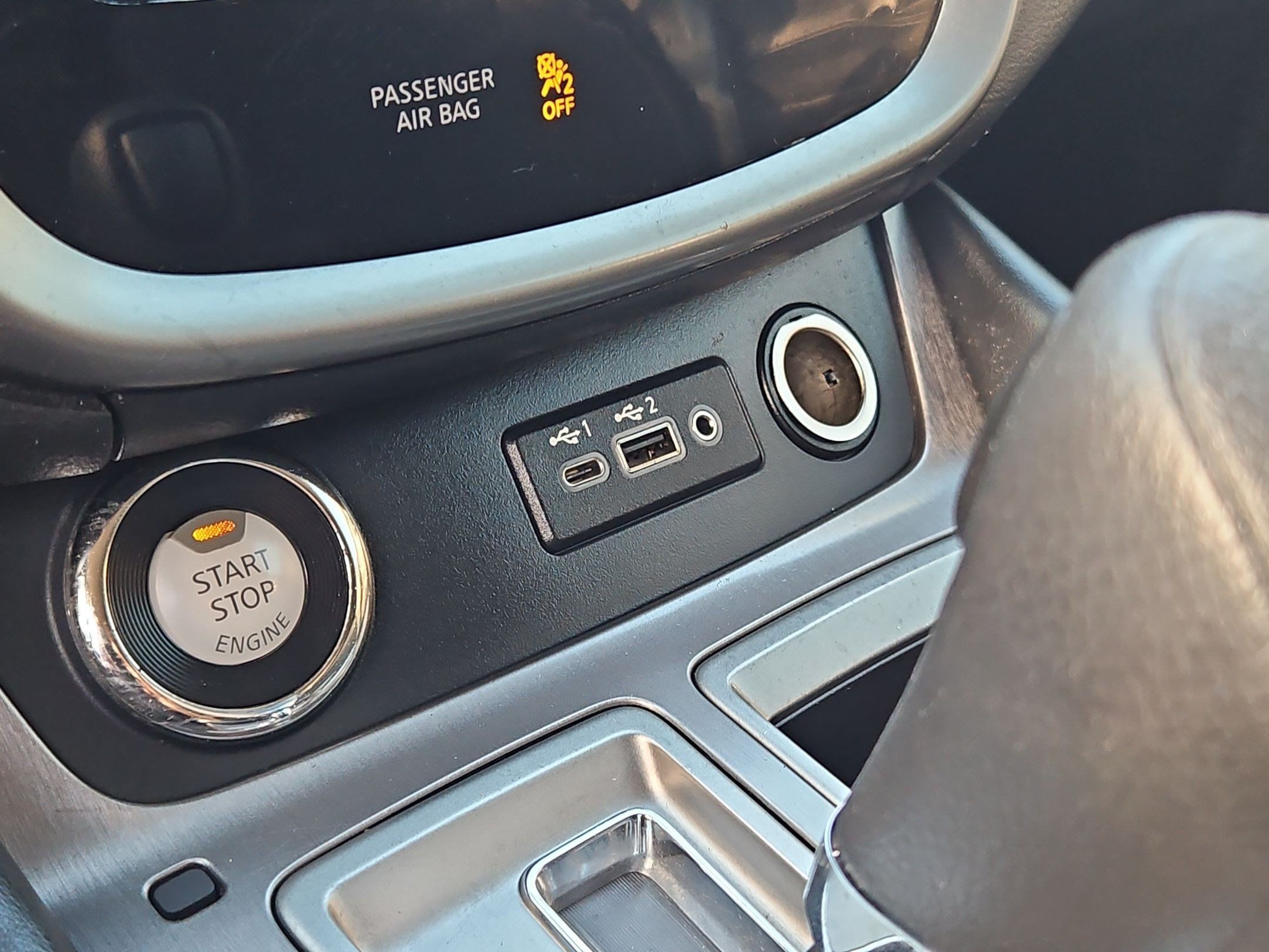 Used 2023 Nissan Murano S FWD image 22