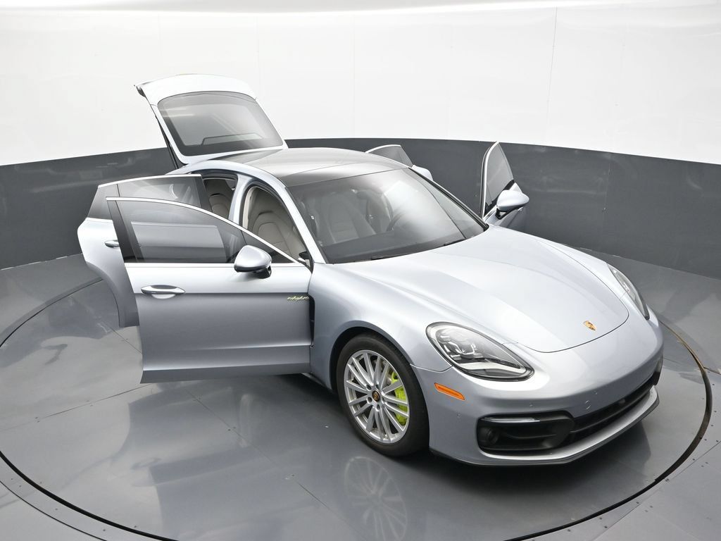 Certified 2023 Porsche Panamera AWD/4WD image 32