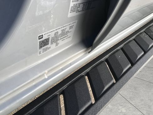 Used 2024 GMC Sierra 1500 AT4 w/ Technology Package image 35