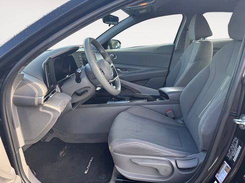 Used 2021 Hyundai Elantra SEL w/ Cargo Package FWD image 22