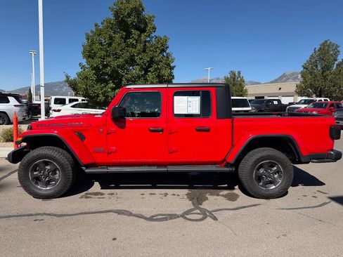 Used 2020 Jeep Gladiator Rubicon AWD/4WD image 2