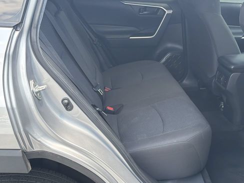 Used 2023 Toyota RAV4 LE FWD image 15