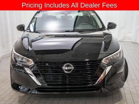 Used 2025 Nissan Sentra S FWD image 2