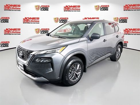 Certified 2023 Nissan Rogue S image 12