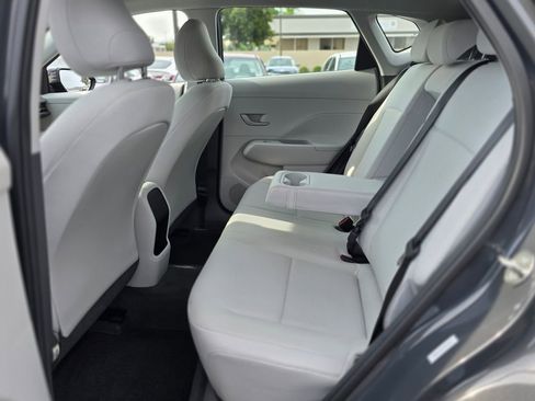 Used 2025 Hyundai Kona SE FWD image 16