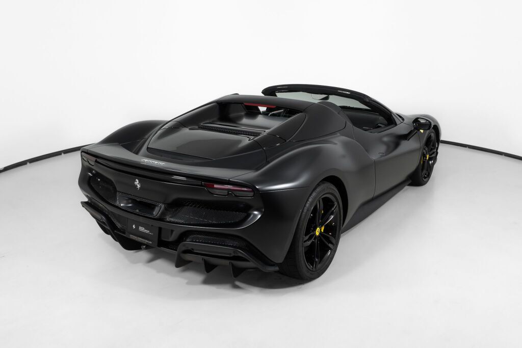 Used 2025 Ferrari 296 GTS RWD image 9