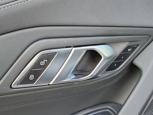 Used 2025 BMW Z4 sDrive30i image 11