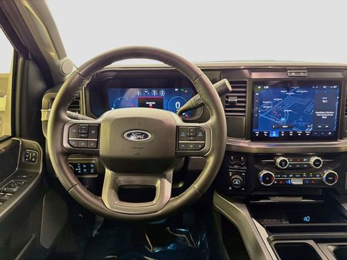 Used 2025 Ford F250 Lariat w/ Tremor Off-Road Package AWD/4WD image 23