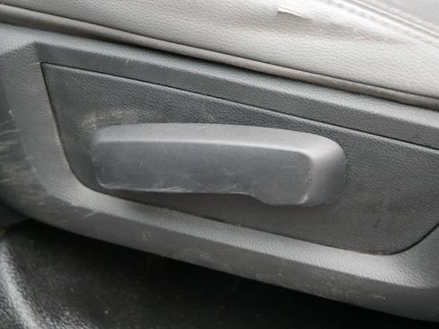 Used 2018 RAM 5500 Tradesman w/ Power & Remote Entry Group image 15