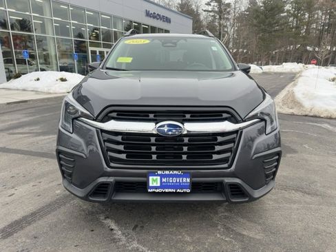 Used 2023 Subaru Ascent Premium w/ Convenience Package image 2