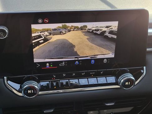 New 2026 GMC Canyon Elevation w/ Convenience Package image 10