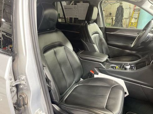 Used 2023 Jeep Grand Cherokee Limited AWD/4WD image 24