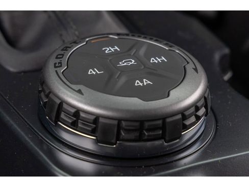 New 2025 Ford Bronco Badlands image 29