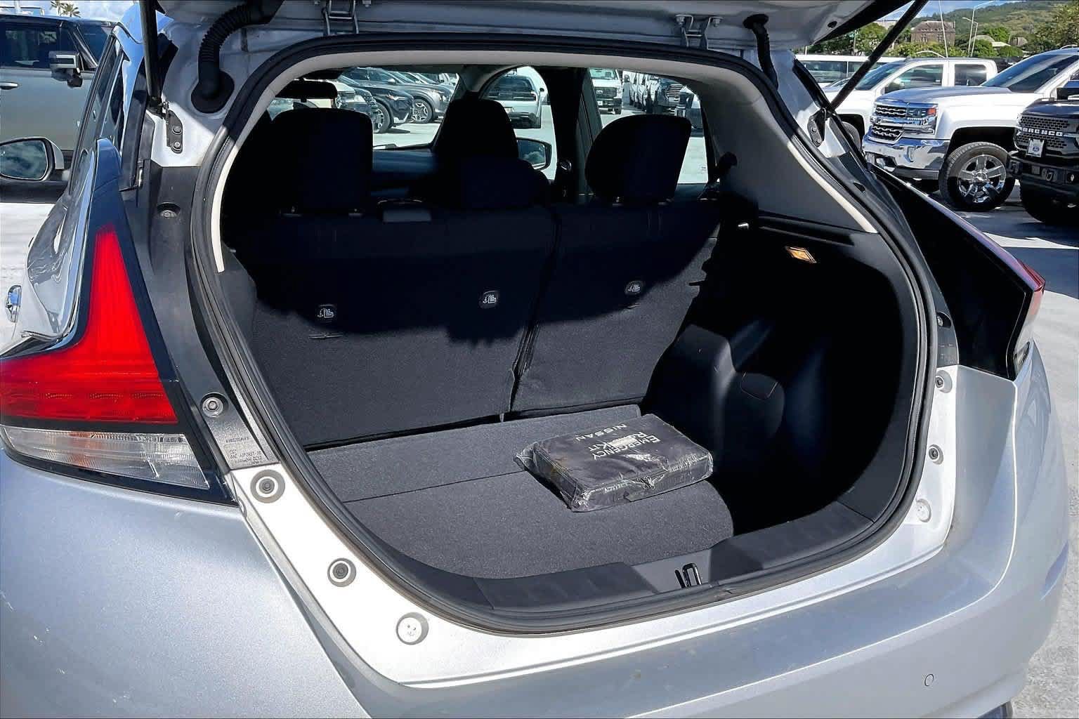 Used 2024 Nissan Leaf S FWD image 18