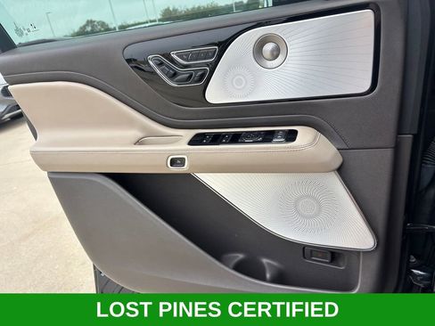 Used 2023 Lincoln Aviator Grand Touring w/ Equipment Group 301A AWD/4WD image 21